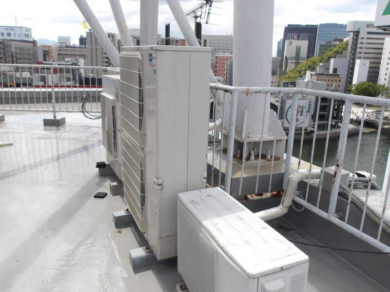 博多区ビル屋上 ラッキングカバー修繕