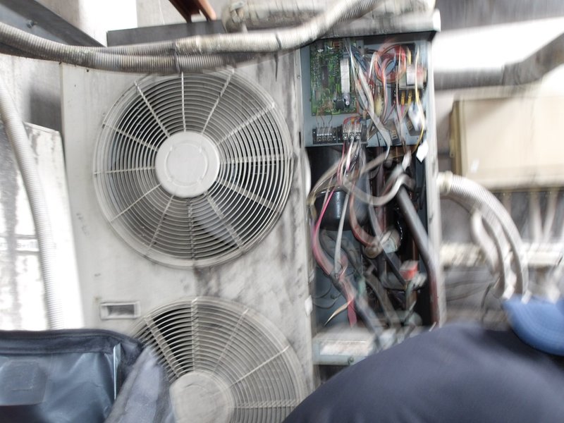 博多区 不要室外機撤去工事