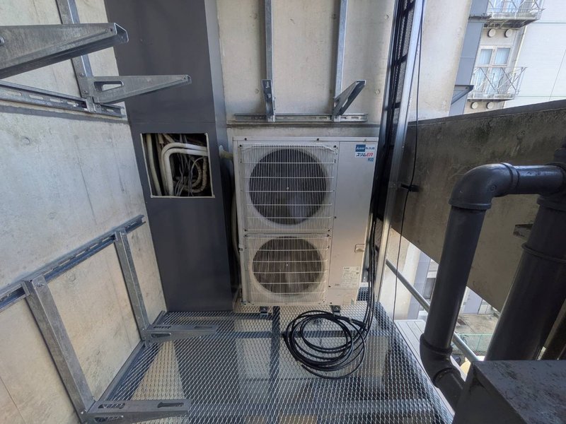 屋上室外機一時移設工事